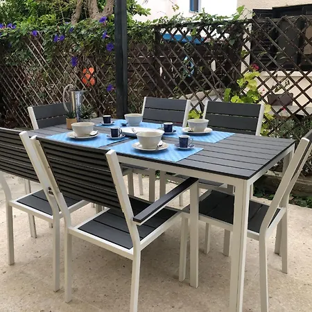 فيلة Luxurious 3-bed Villa, Modern Decor, Communal Pool